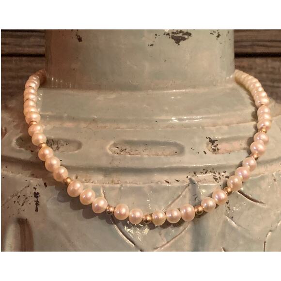 10K Gold 18 Inch Strand of Pearls - Picture 1 of 7
